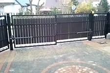 Розсувні ворота з автоматичним приводом